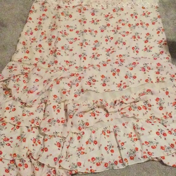 Glamorous Floral&Lace tiered two- pieces Dress - Picture 6 of 11